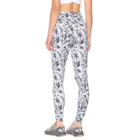 Varley Grey Rose Printed Legging - Picture 2 of 8